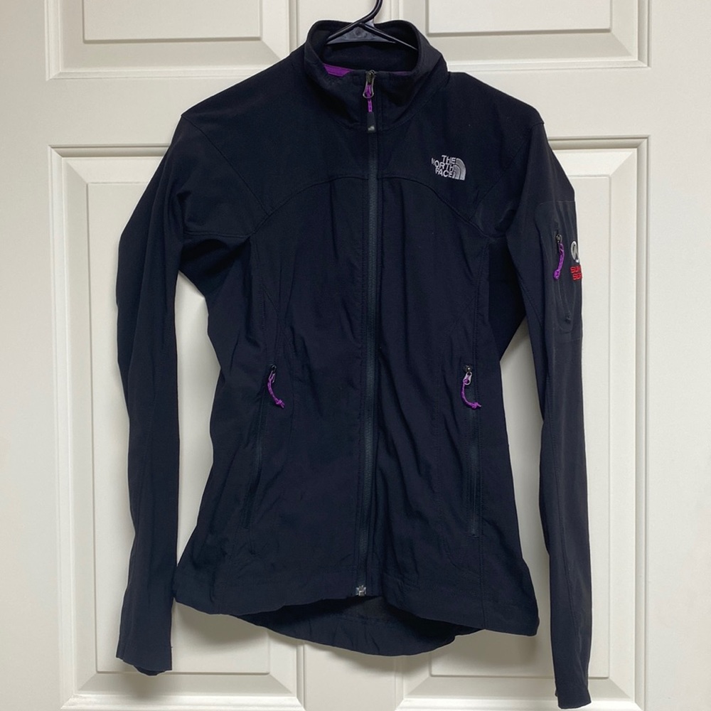 TNF Summit Series Jacket